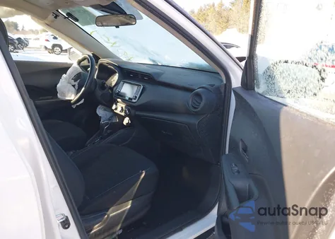 2022 Nissan Kicks S Xtronic Cvt z USA, uszkodzony, nr VIN 3N1CP5BV2NL503752